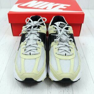 NEW Nike Zoom Vomero 5 "Barely Volt" Men's Size 10.5 HF1553-700 IN BOX